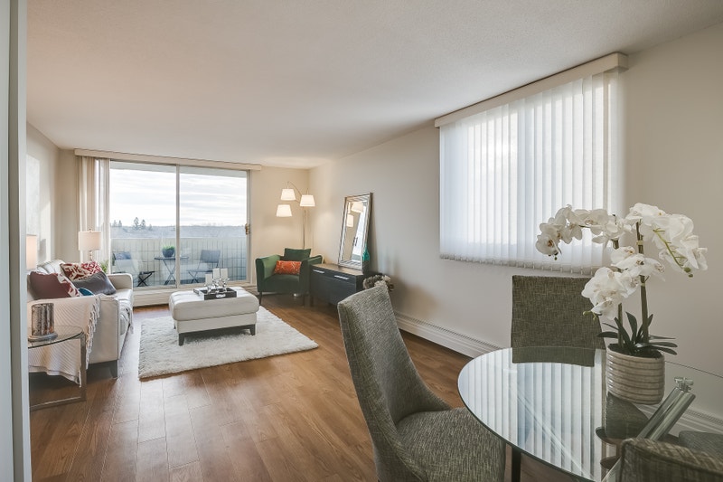 2 Bedroom apartment rentals in Nutana with 1 month FREE Rent! Long