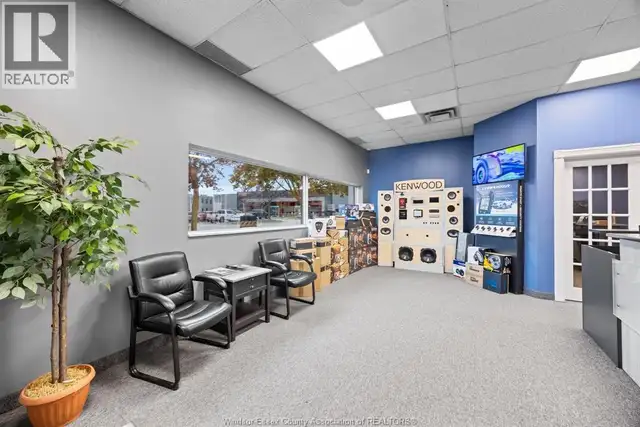 4510 RHODES Unit# 330 Windsor, Ontario in Commercial & Office Space for Rent in Windsor Region - Image 18