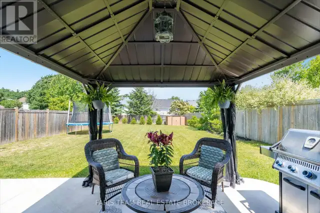 53 CHRISTY DRIVE Wasaga Beach, Ontario in Houses for Sale in Barrie - Image 29