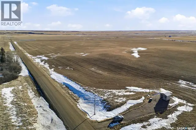 FARMLAND 3 0F 3 Auvergne Rm No. 76, Saskatchewan in Land for Sale in Swift Current - Image 4
