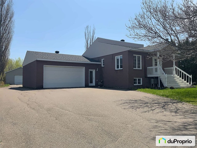 $1,400,000 - Acreage / Hobby Farm / Ranch for sale — photo 2