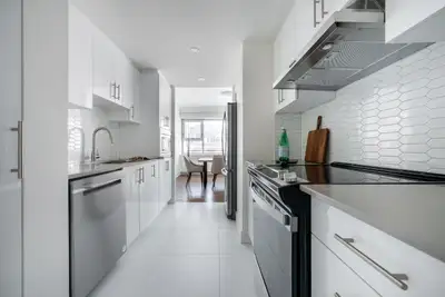 Le 4300 - 4 1/2 (2 Bedroom) A Louer in Westmount