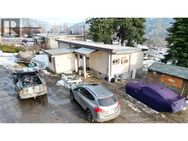 1381 3B Highway Warfield, British Columbia in Houses for Sale in Nelson - Image 17