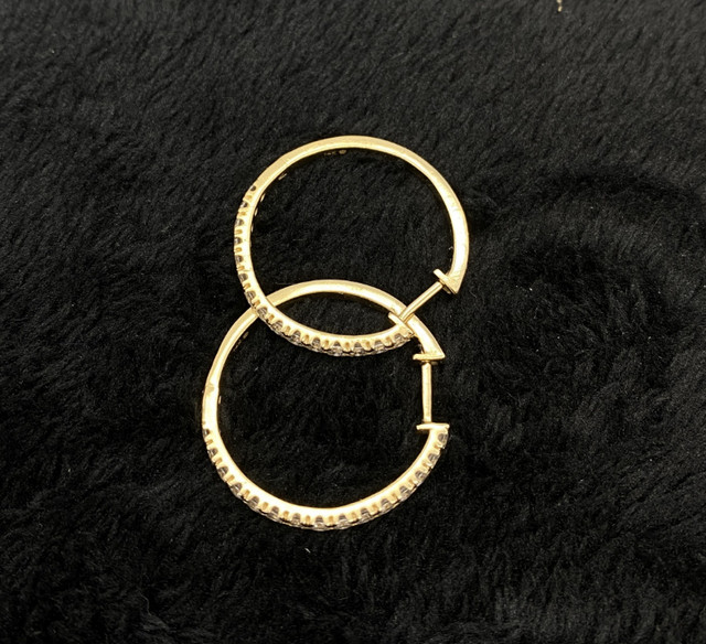 14K Yellow Gold 1.00ct. Diamond Hoop Earrings $875 in Jewellery & Watches in Mississauga / Peel Region - Image 2