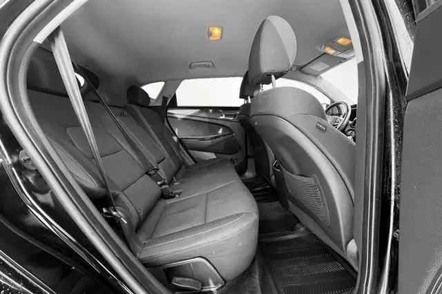 2019 Hyundai TUCSON SE in Cars & Trucks in Edmonton - Image 26