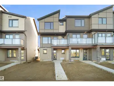NO CONDO FEE!!! GREAT VALUE!!! You read that right welcome to this brand new row house unit the “Har...