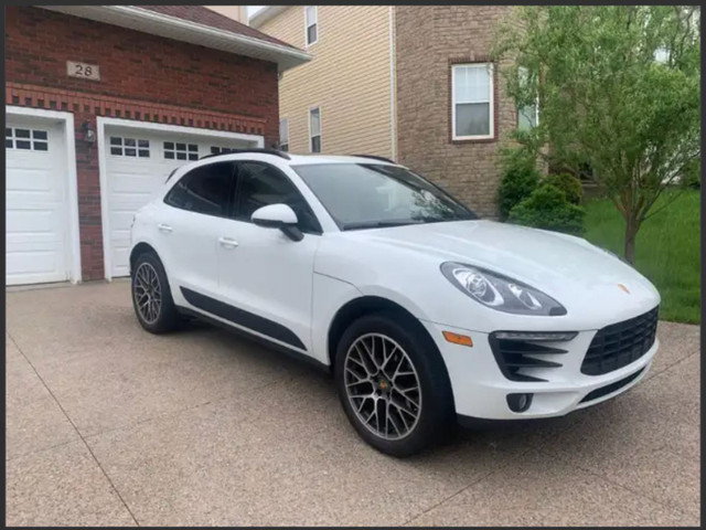 Porsche-Macan Sport Edition 2018 " Low KM, Excellent shape" in Other in City of Halifax - Image 3