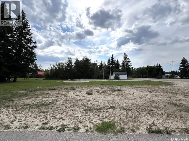 100-103 Main STREET E Dorintosh, Saskatchewan in Land for Sale in Meadow Lake - Image 3