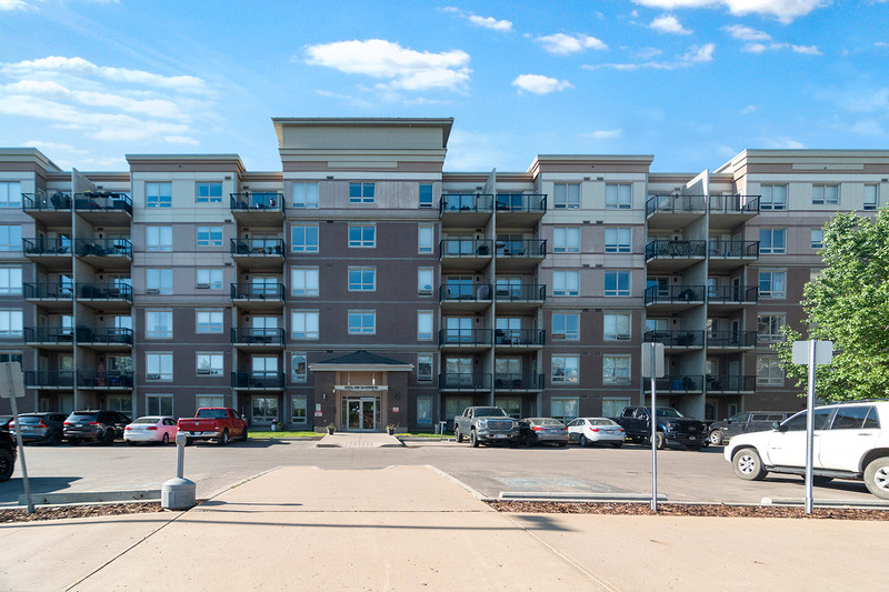 2416135 Sandpiper 1Bed 1Bath with Balcony Long Term Rentals Fort