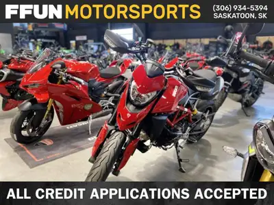 BLOWOUT PRICING Price, plus freight, PDI, fees & taxes. Choice of finance promos available (if appli...