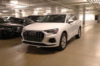 This Audi Q3 has a strong Intercooled Turbo Regular Unleaded I-4 2.0 L/121 engine powering this Auto... (image 3)