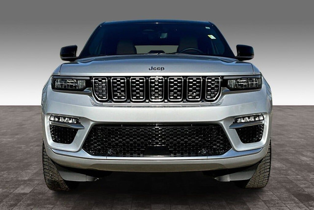 2023 Jeep Grand Cherokee 4wd Summit Reserve in Cars & Trucks in Edmonton - Image 3