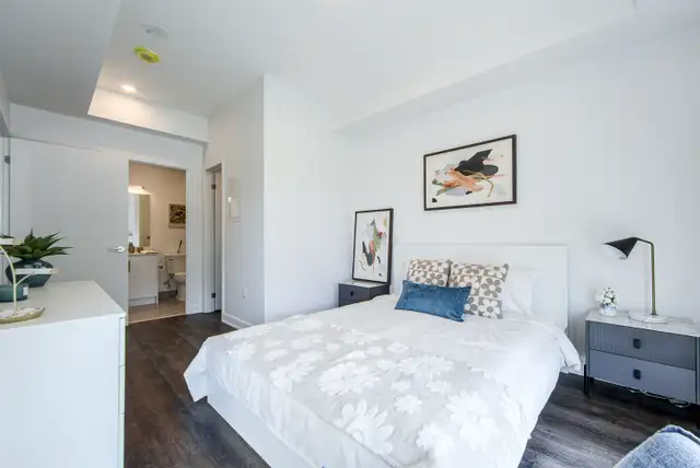 3030 Pharmacy Avenue - Everworth  - 3 Bedroom + Den Apartment fo in Long Term Rentals in City of Toronto - Image 5