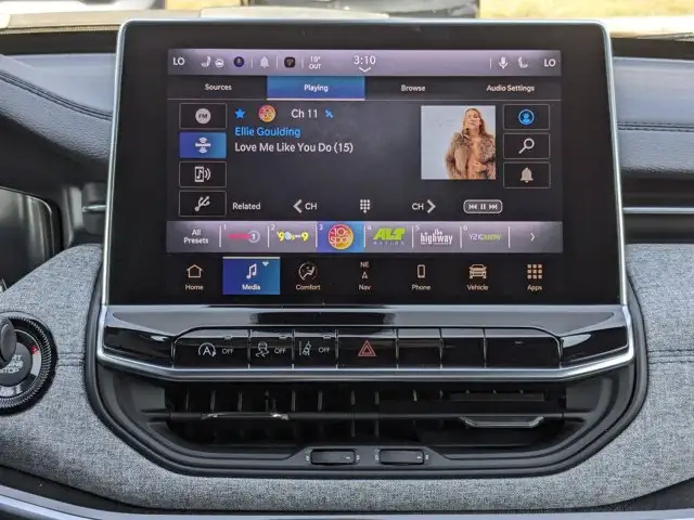 2026 Jeep Compass North * - Panoramic Sunroof - Alpine Audio in Cars & Trucks in Calgary - Image 21
