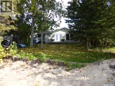 Welcome to your new lakefront cabin located in one of the most peaceful and secluded areas of Turtle...