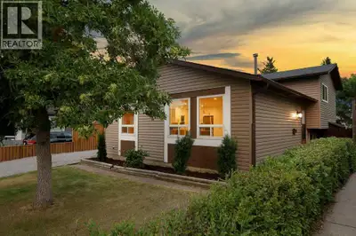 **6 BEDROOMS | 2 FULL BATHROOMS | FULLY RENOVATED | 3-BEDROOM ILLEGAL SUITE | SEPARATE ENTRANCE | NE...