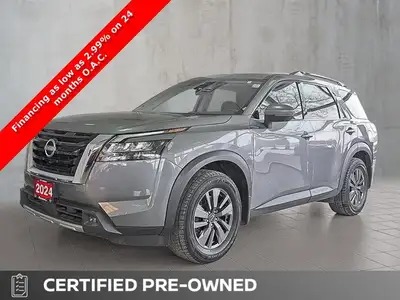 CLEAN CARFAX, APPLE CAR PLAY, ANDROID AUTO, MOONROOF, REMOTE ENGINE START.. Featuring an 8-inch touc...