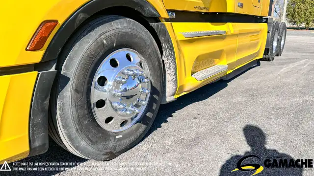 2023 PETERBILT 579 HIGHWAY / SLEEPER TRUCK / TRACTOR in Heavy Trucks in La Ronge - Image 20