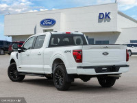 Tow Package, Unique Sport Cloth Bucket Seats, Manual-Folding Heated Power Glass Trailer Tow Mirror!... (image 4)