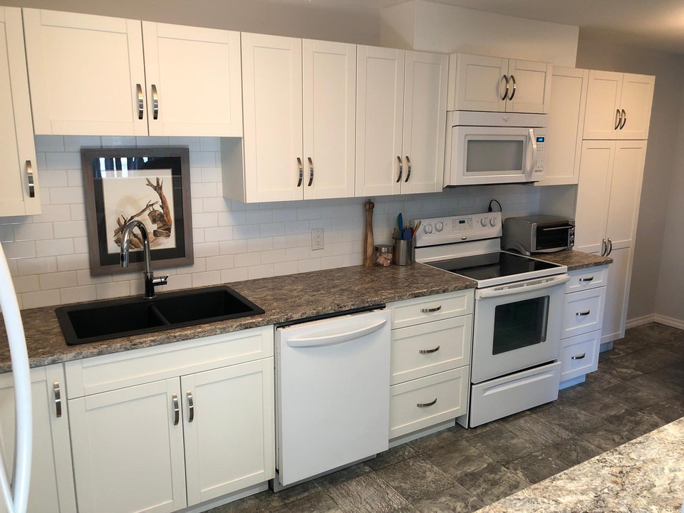 Beautifully Renovated 3 Bedroom Townhouse in Forest Grove 3