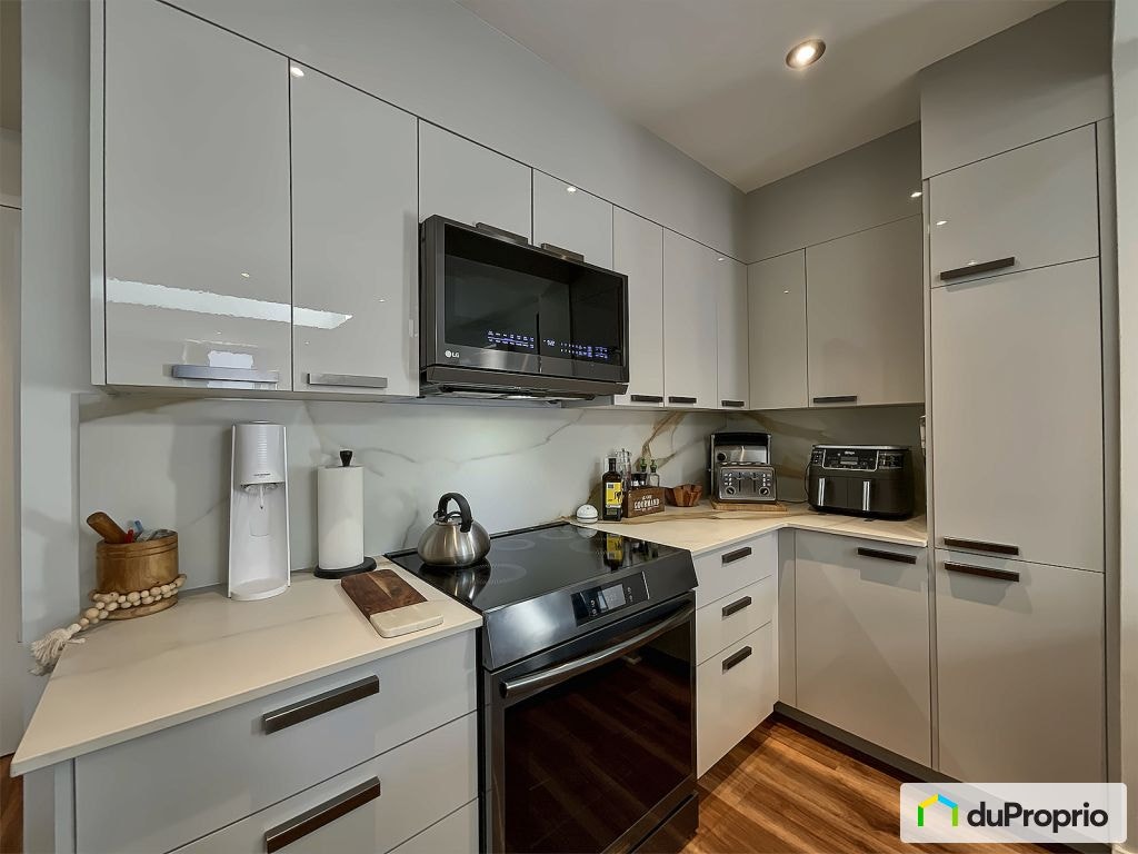 $637,000 - Condominium for sale in Mount-Royal — photo 3