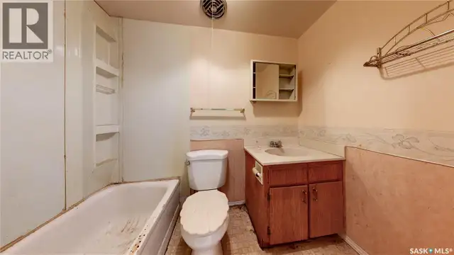"Irvine-Kelln Acreage" - 10 Acres More or Less Last Mountain Val in Houses for Sale in Regina - Image 18