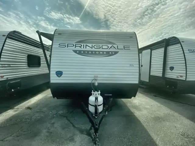 2025 Keystone RV Springdale Classic Mini 1400RE in Travel Trailers & Campers in Bedford - Image 4