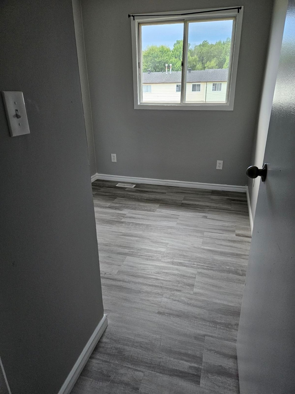 Beautiful 3 Bedroom Townhome for Rent 5