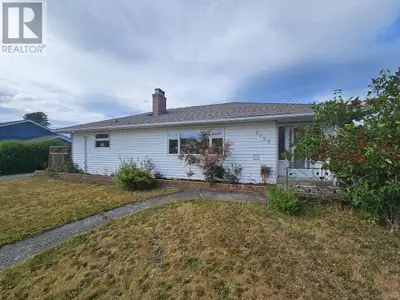 For more information, please click Brochure button. Charming North Port Alberni Home. Nestled in the...