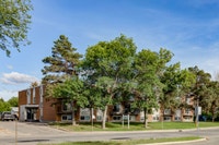 Amenities: Spacious Rooms • Air Conditioning • Great Location Suite & Building: Spacious one-bedroom... (image 7)