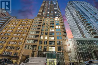 This beautifully designed 1 bedroom unit features 9-foot ceilings, neutral tones, and high-end finis...