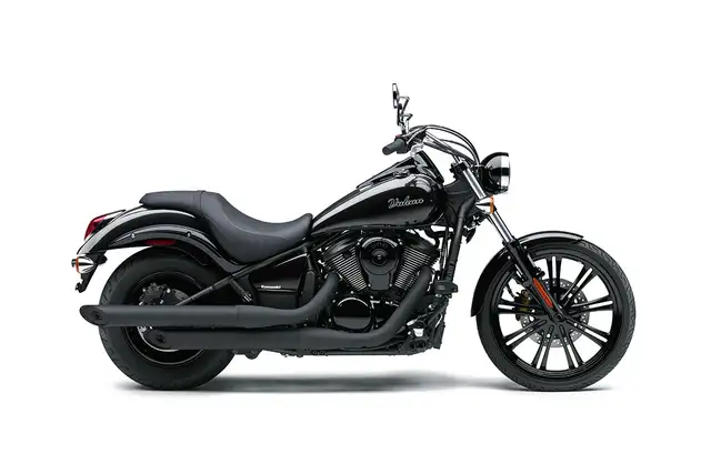 2026 Kawasaki Vulcan 900 Custom Motorcycle / Street Bike in Street, Cruisers & Choppers in Trenton - Image 4