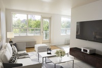 Biggin Court Apartments are located at 1, 2, 3, 5, & 7 Biggin Court in Scarborough, near the Victori... (image 2)