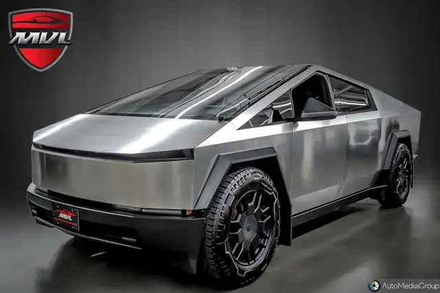 2024 Tesla Cybertruck Cyberbeast Cyberbeast | Full Self-Drivi... in Cars & Trucks in Oakville / Halton Region - Image 12