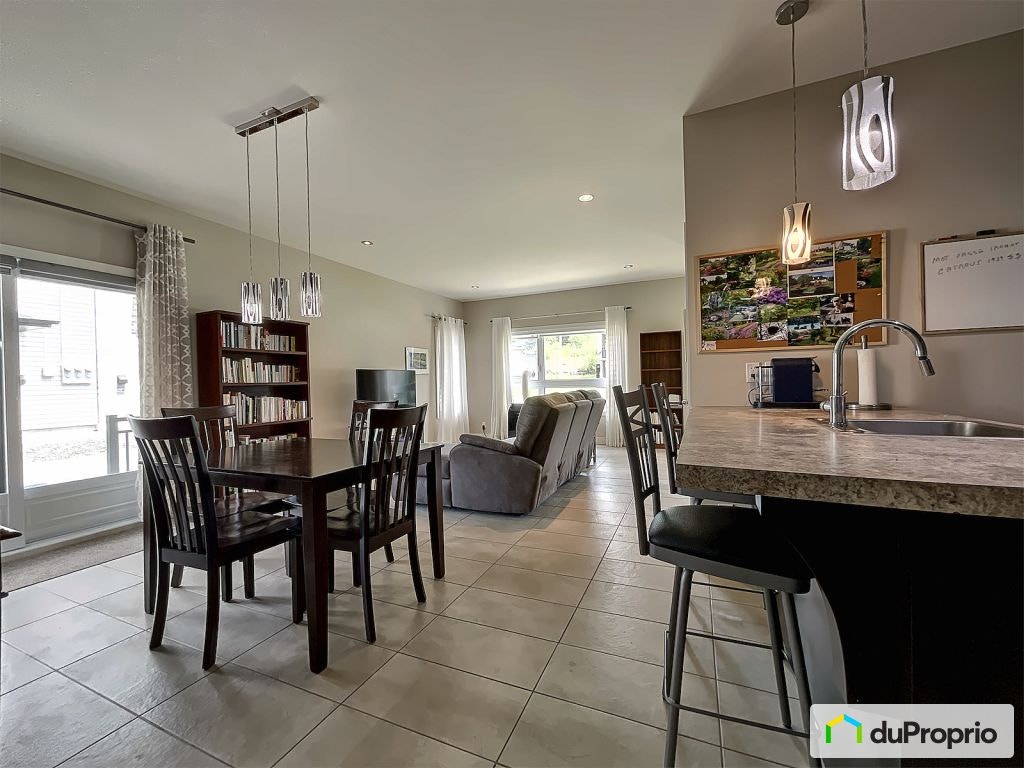 2e Avenue — photo 1