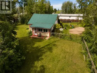 Welcome to this charming 3-bedroom, 2-bath home offering 1027 sq. ft. of comfortable living space! S...