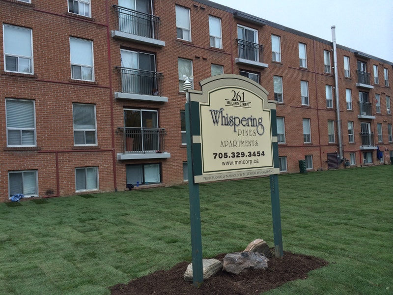 ORILLIA Whispering Pines 2 BDRM ALL INCLUSIVE! Long Term Rentals