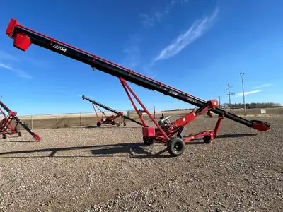 $3000 AGI REBATE - On until April 30, 2026 AGI UTX 10 inch x 44 Ft U-Trough Grain Auger – Gas Drive...
