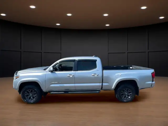 2022 Toyota Tacoma -Clean Carfax-Heated Seats-