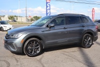 NO ACCIDENT Elevate Your Drive with the 2022 VW Tiguan Comfortline 4Motion AWD. Discover the Perfect... (image 2)