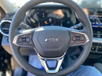 Experience Urban Style and Versatility with the 2026 Chevrolet Trax LT: A Mosaic Black Metallic Marv... (image 3)