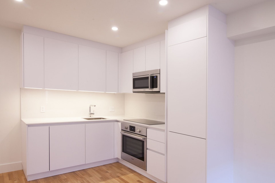 renovated 4.5 apartment in NDG, Monkland, Dec 1 - ID 2131 2