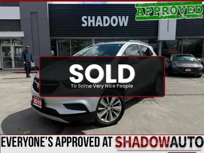 Looking for a reliable and feature-loaded compact SUV in Welland, Ontario? This used 2019 Buick Enco...