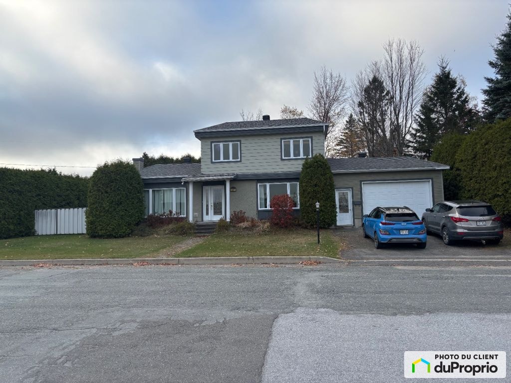 $299,000 - 2 Storey for sale in Thetford Mines — photo 1