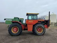 1981 versatile 895 tractor