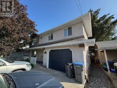 Great location close to park, this 3 bedroom basement entry home is on a quiet street. Hardwood & ce...