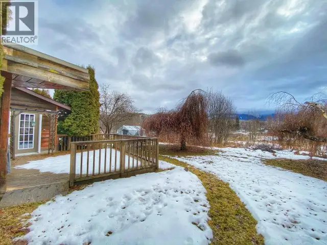 4805 STRATHERN ROAD Hazelton, British Columbia in Houses for Sale in Smithers - Image 21