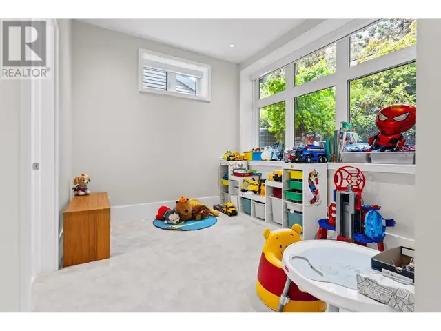 2823 CHIPPENDALE ROAD West Vancouver, British Columbia in Condos for Sale in Downtown-West End - Image 17