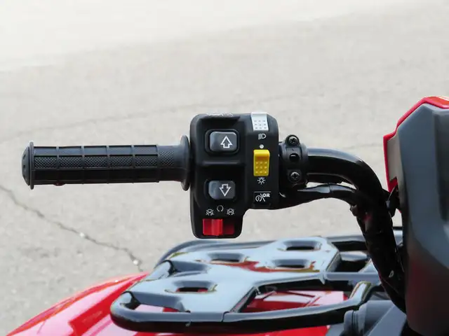 2026 Honda Rubicon 520 DCT IRS EPS in ATVs in Cambridge - Image 12
