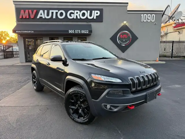 2015 Jeep Cherokee Trailhawk 4WD 4dr Trailhawk